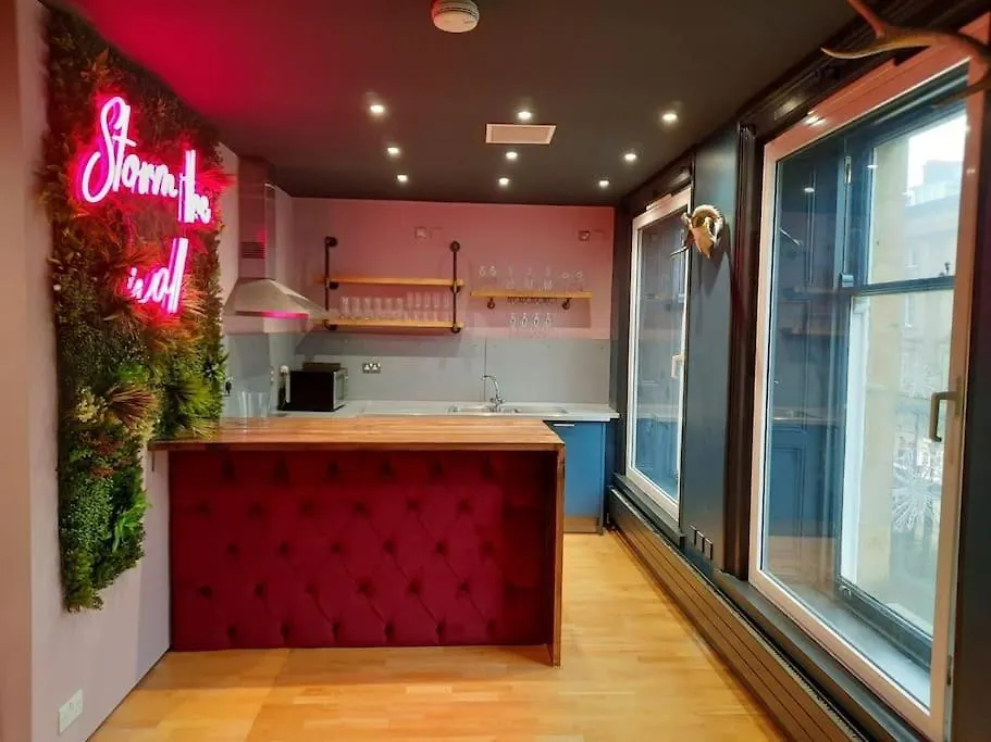Luxury Central Newcastle Apartment, Sleeps 8 Апартаменты Ньюкасл-апон-Тайн